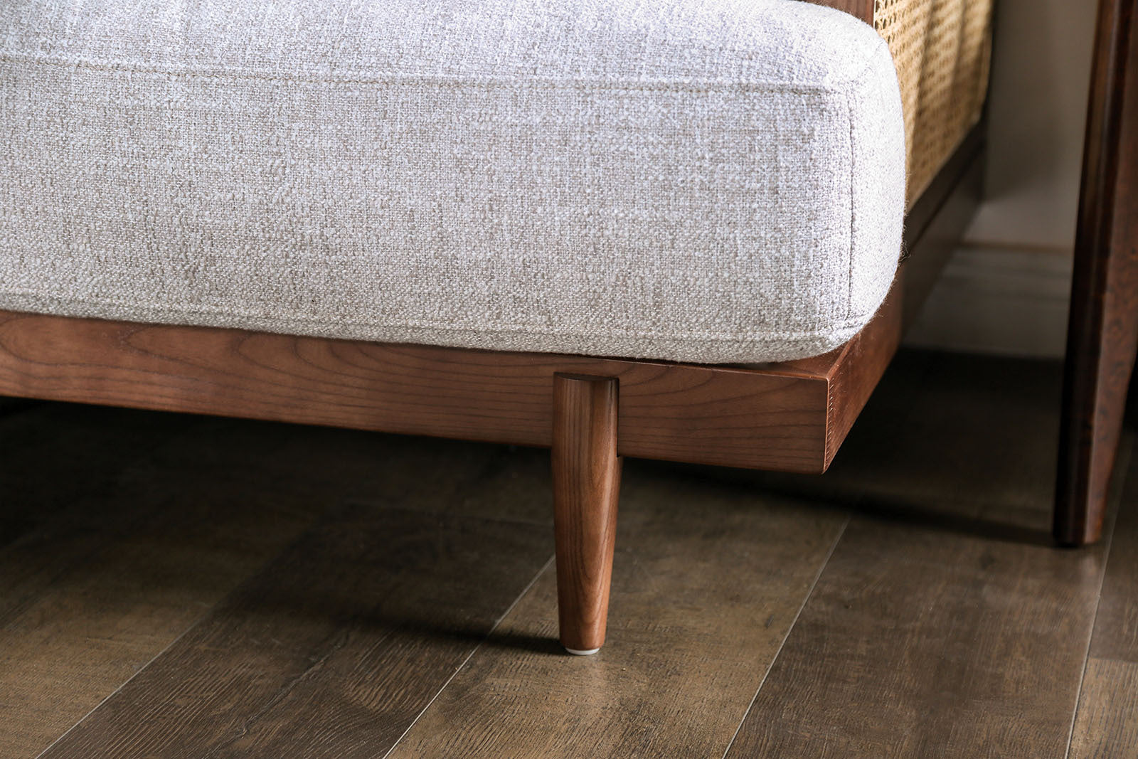 Beige Walnut Mid-Century Modern Chair with Tapered Legs & Pillows
